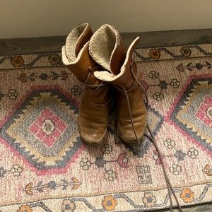 Leather camper boots size 7.5